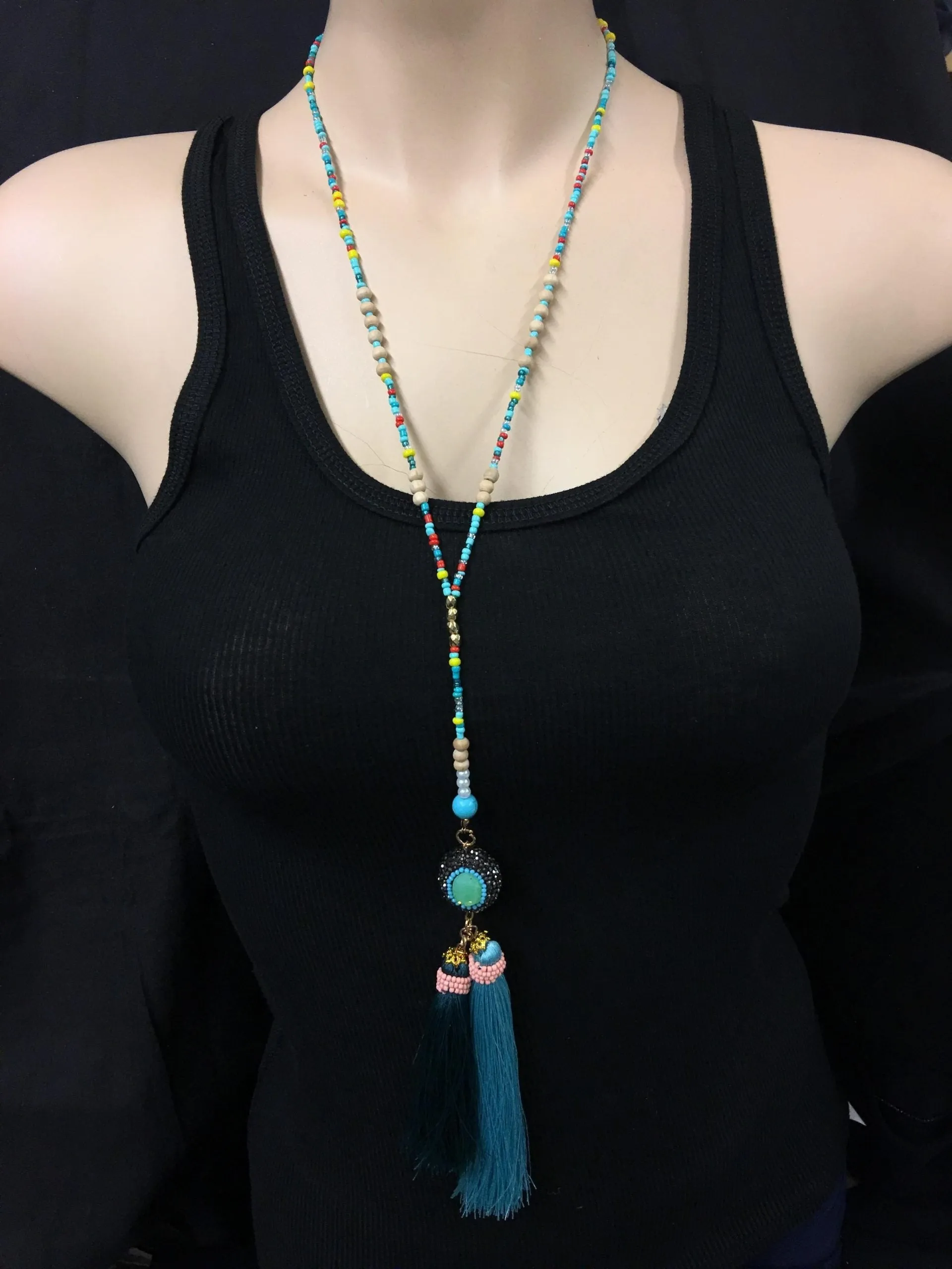 Collier Boho Chic à Double Pompon