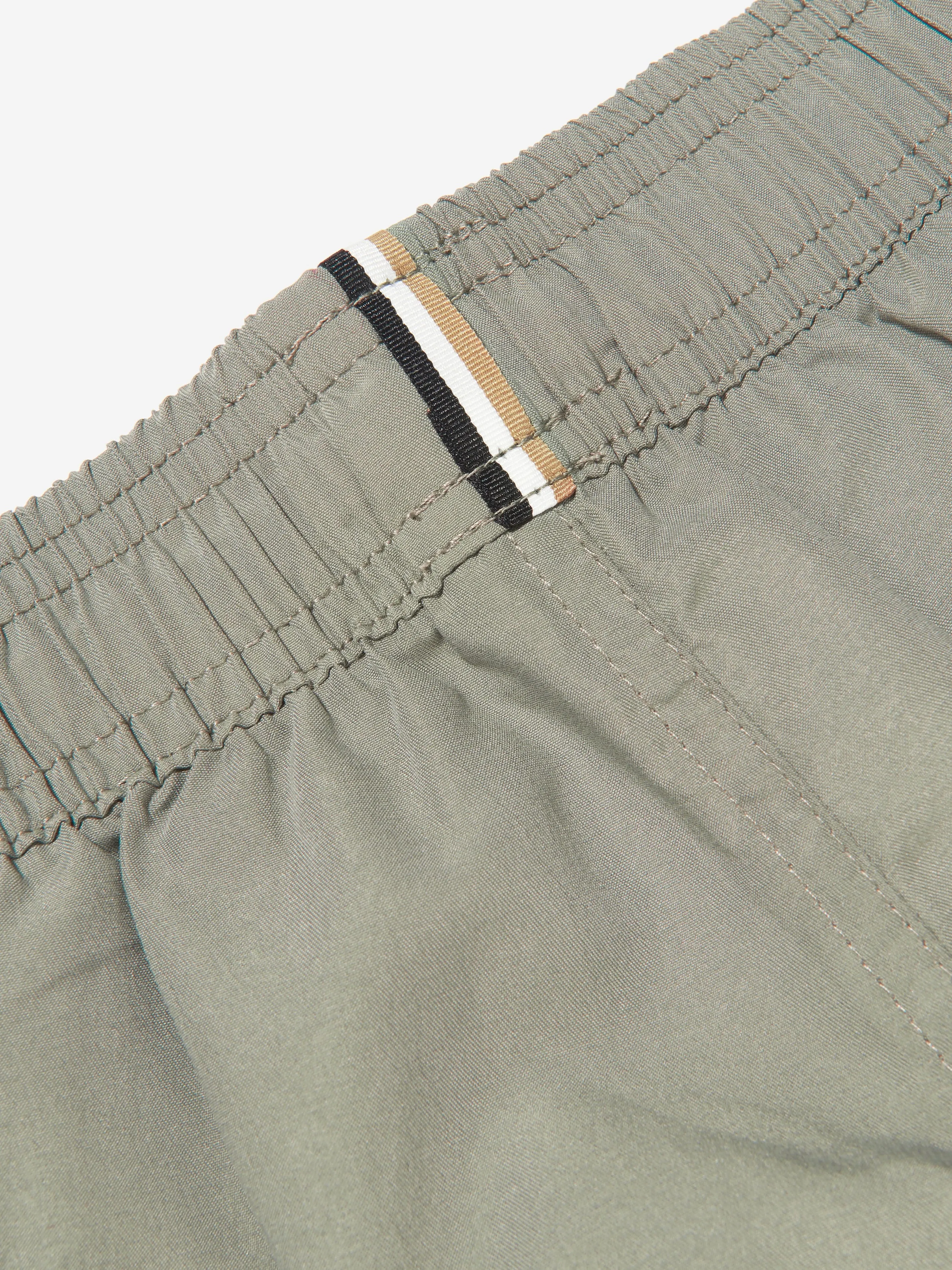 BOSS Boys Short de Bain en Vert