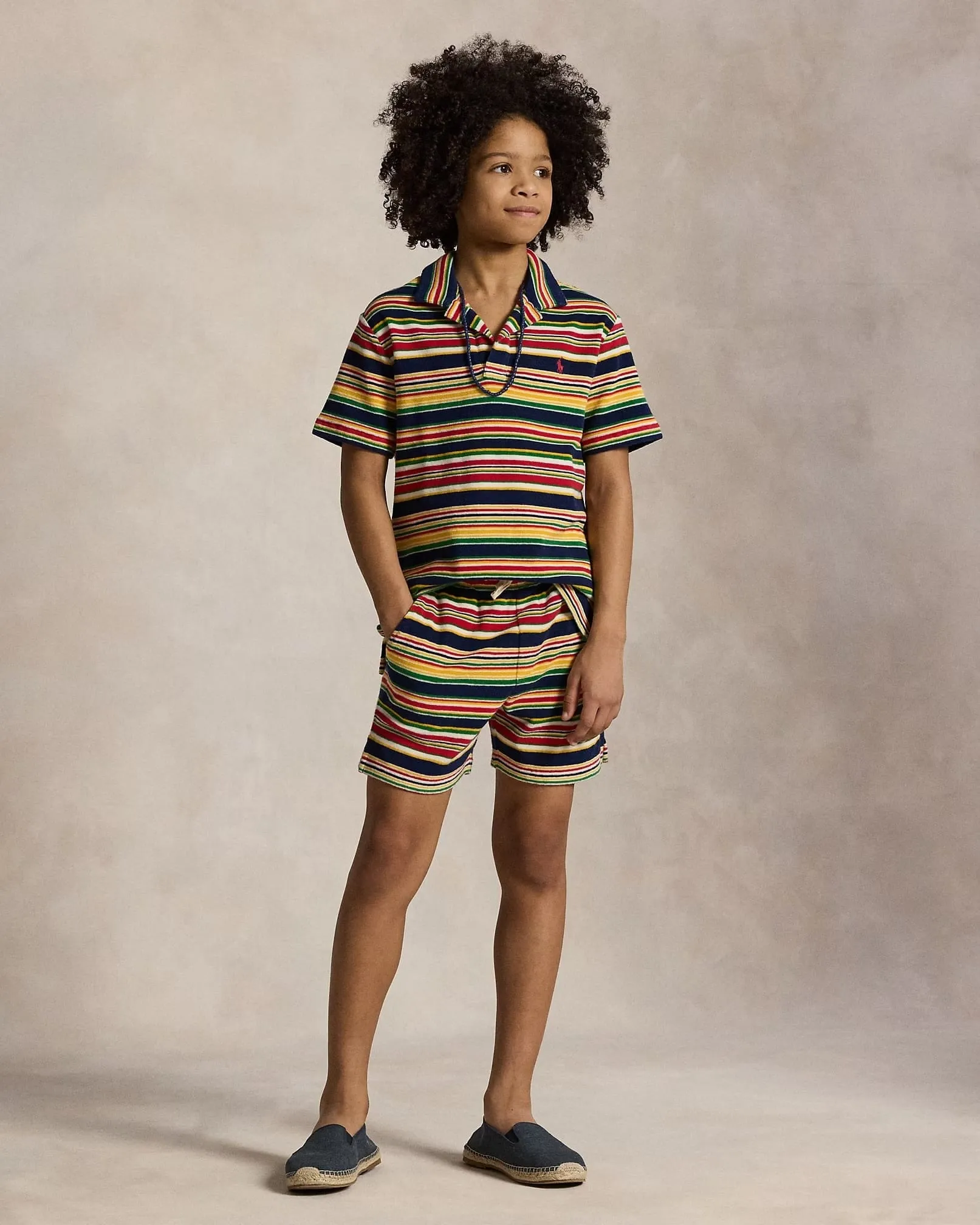 Shorts à rayures multicolores pour garçons