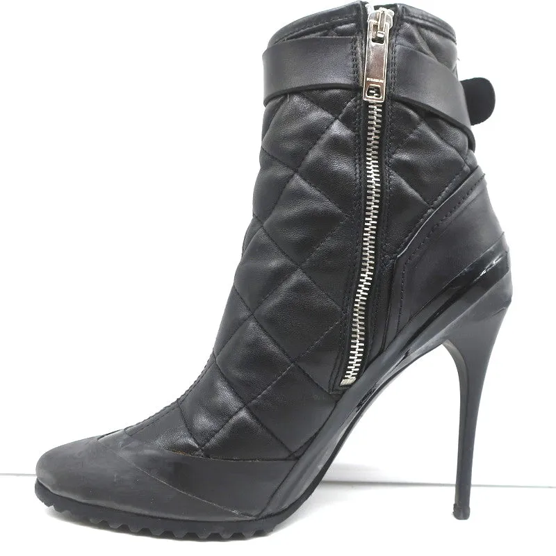 Bottes cheville Burberry Brit Beverley 100 en cuir matelassé noir et caoutchouc taille 37