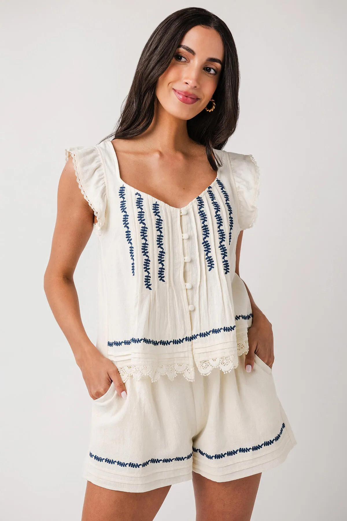 Short en Dentelle Brodée By Together