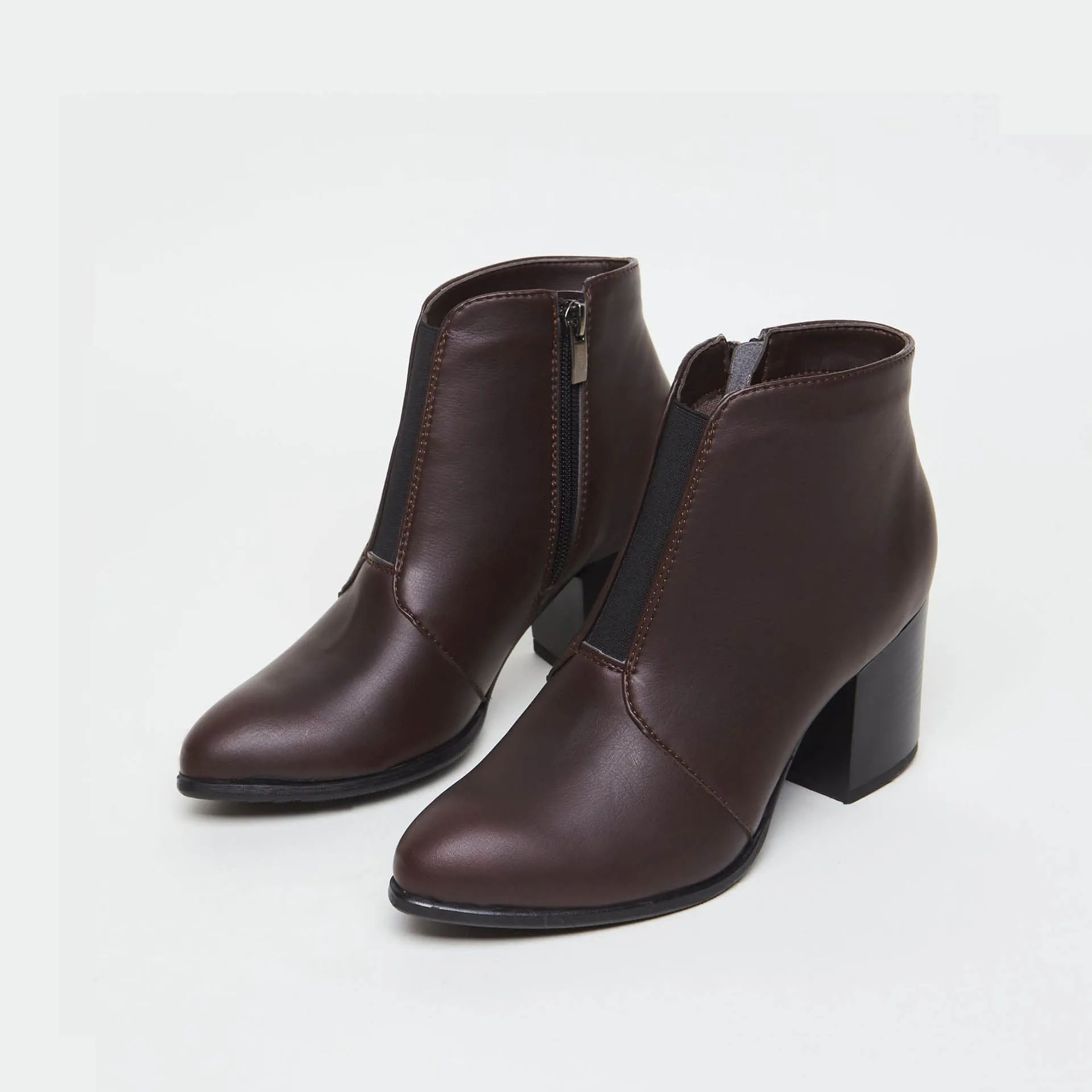 Bottes chelsea à talons en simili-cuir vegan Hana | Chocolat