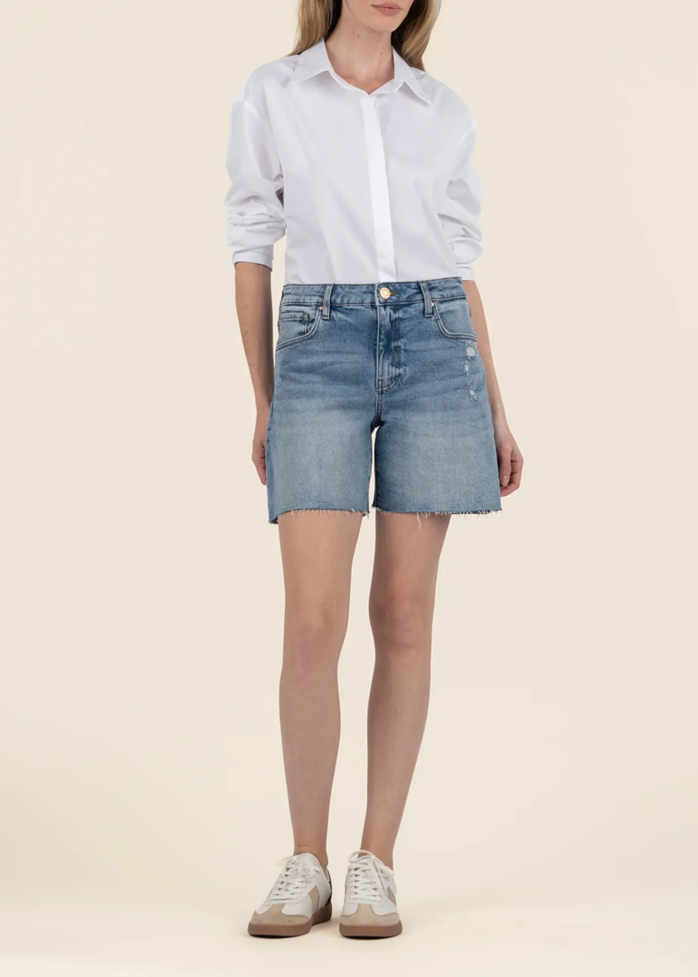 Kut From the Kloth Shorty Hailey à taille haute avec ourlet brut