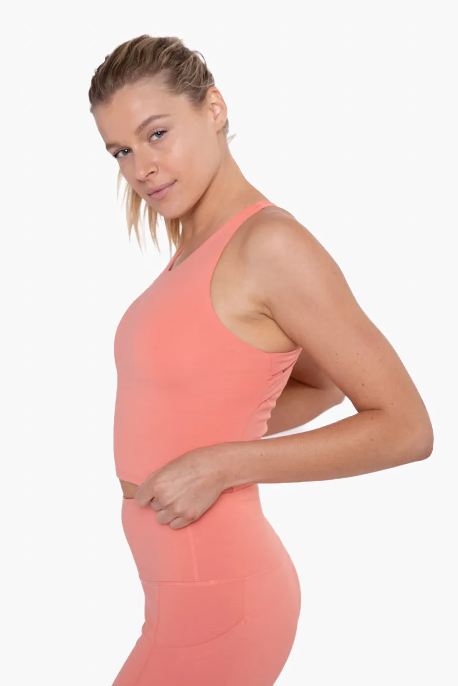 Haut court croisé Mono B avec soutien-gorge de sport intégré AT3122