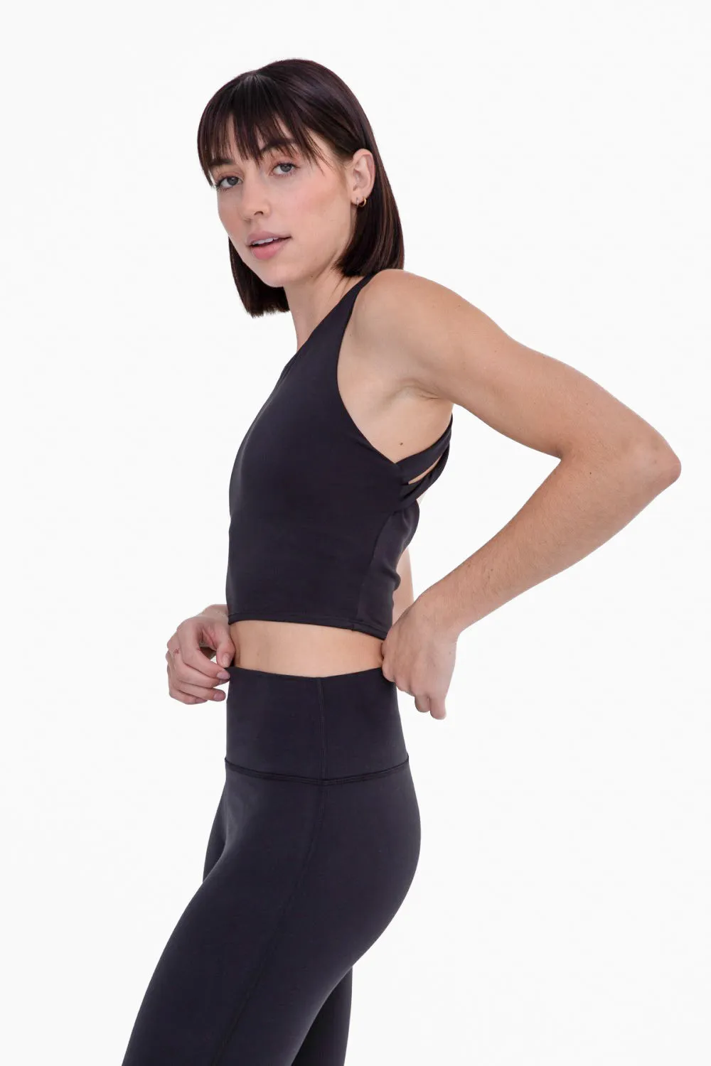 Haut court croisé Mono B avec soutien-gorge de sport intégré AT3122