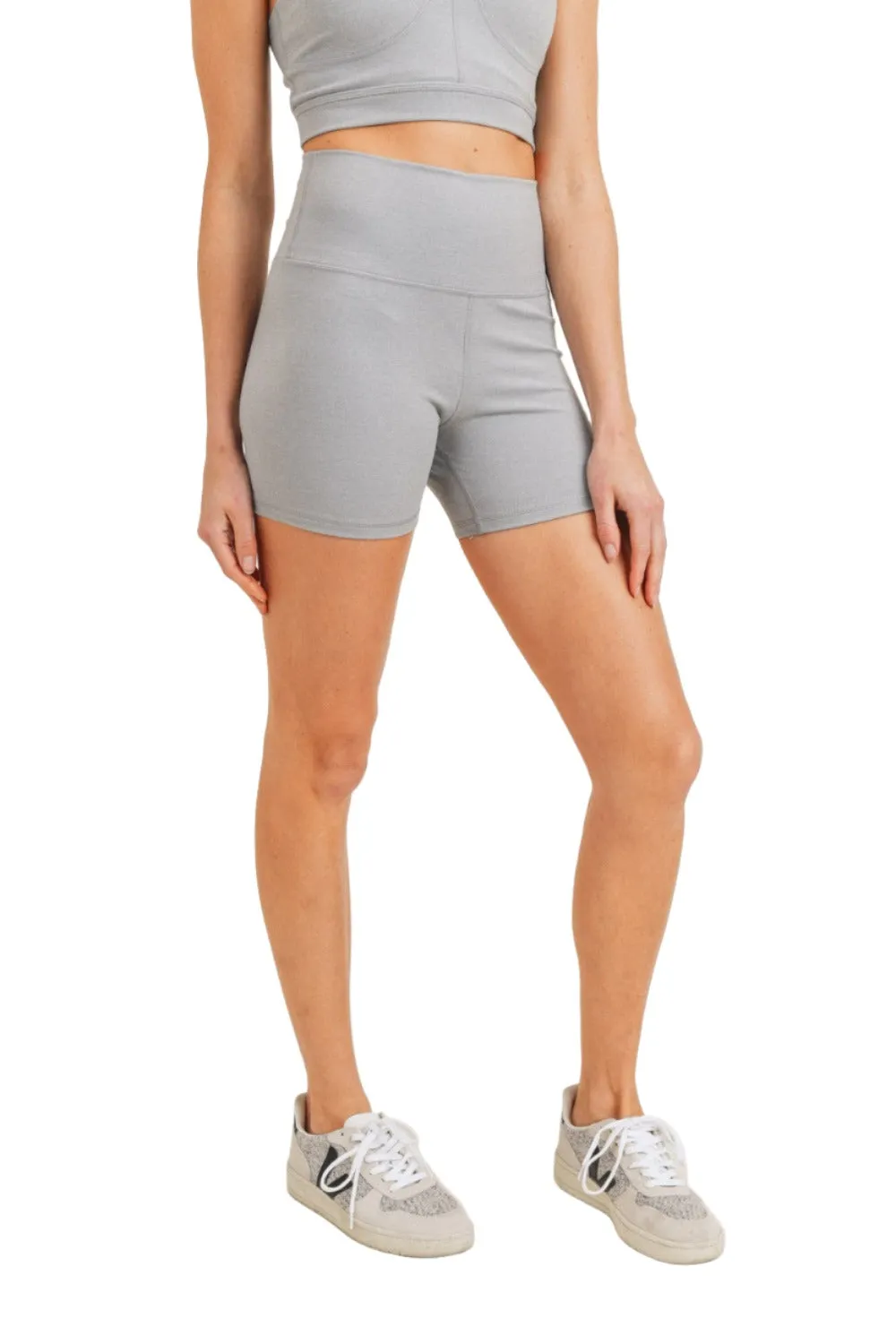 Mono B Essential Shorty taille haute cœur APH8104