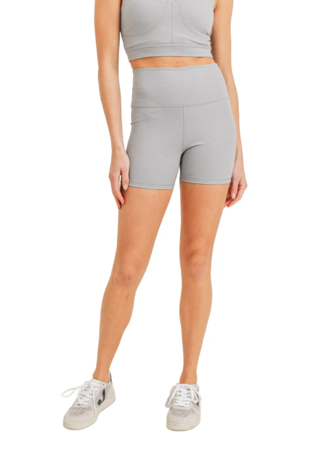 Mono B Essential Shorty taille haute cœur APH8104