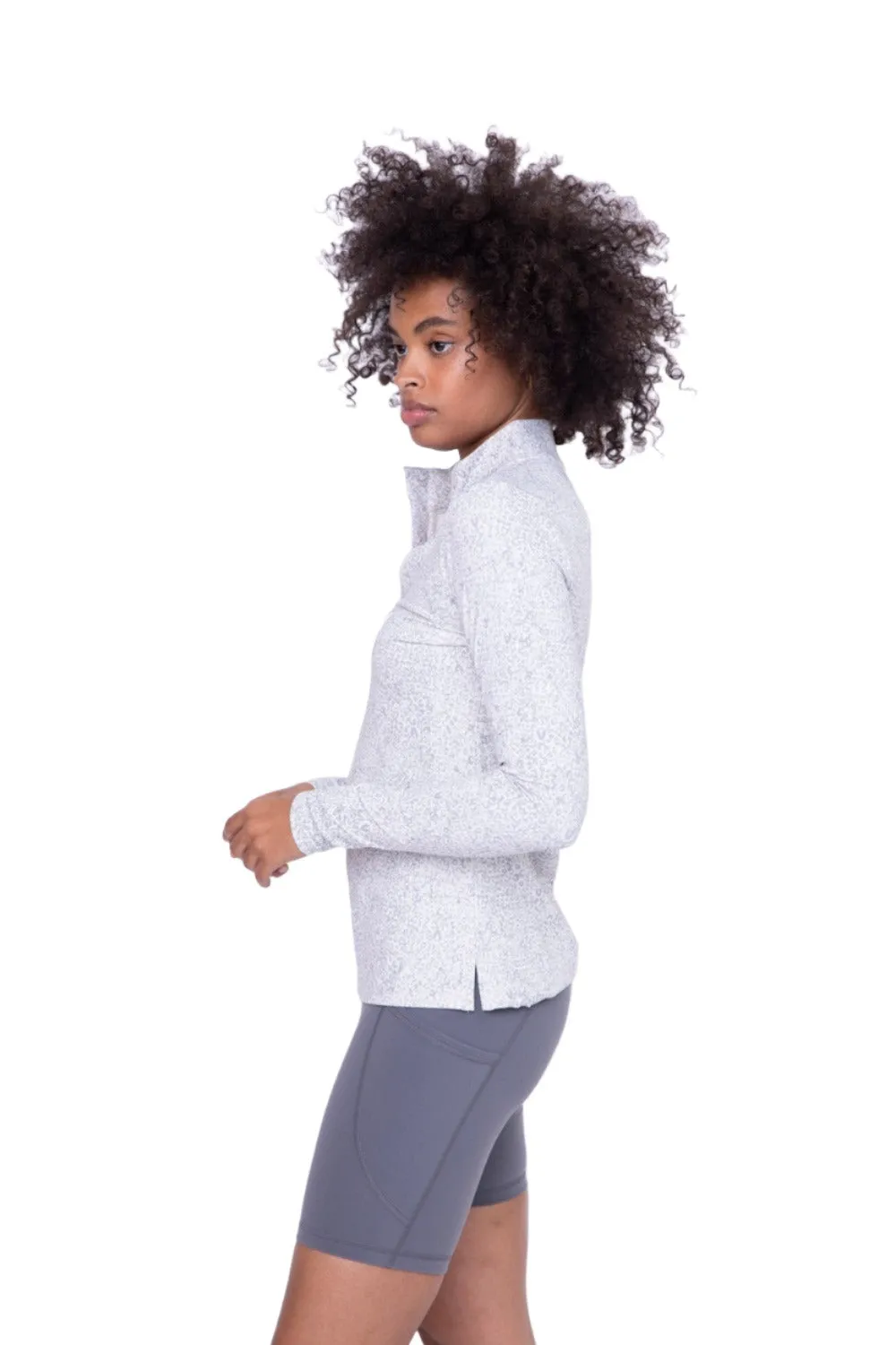 Haut à manches longues ajusté avec demi-zipper Mono B AT-A1150