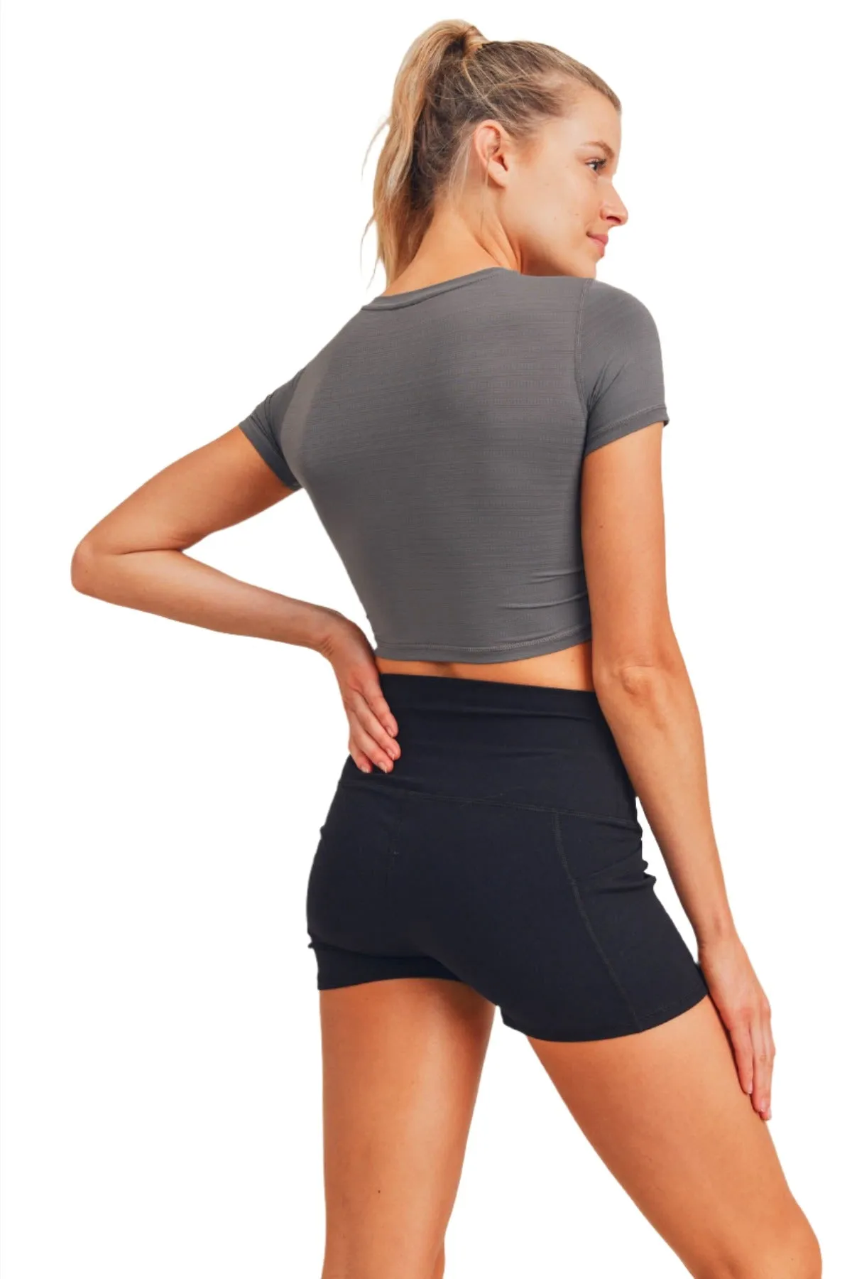 Crop perforé ruché mono B AT-A038