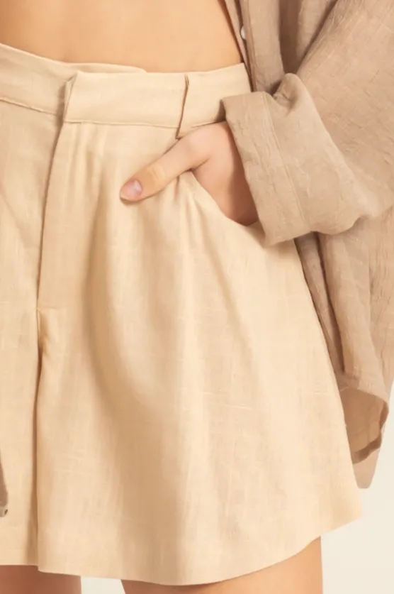 Mylah Shorts en Lin Évasés