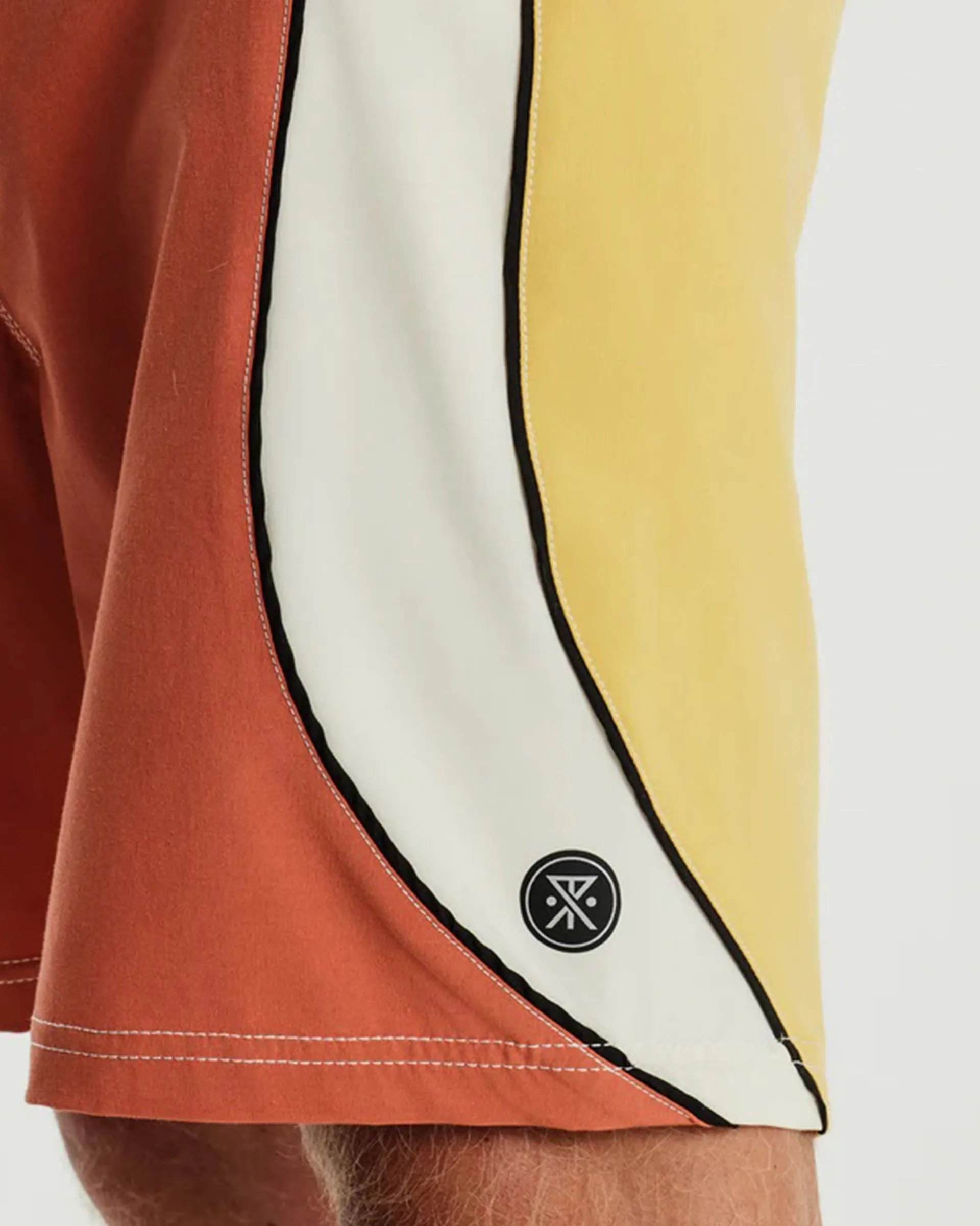 Passage Y2K Boardshorts 17