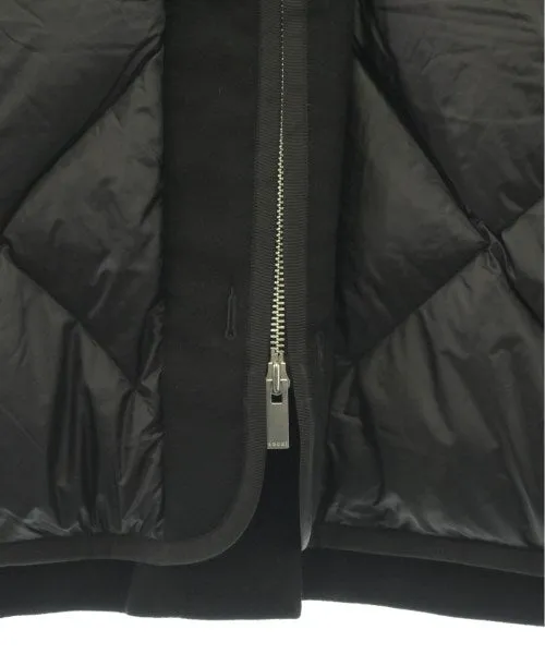 Vestes et gilets en duvet Sacai