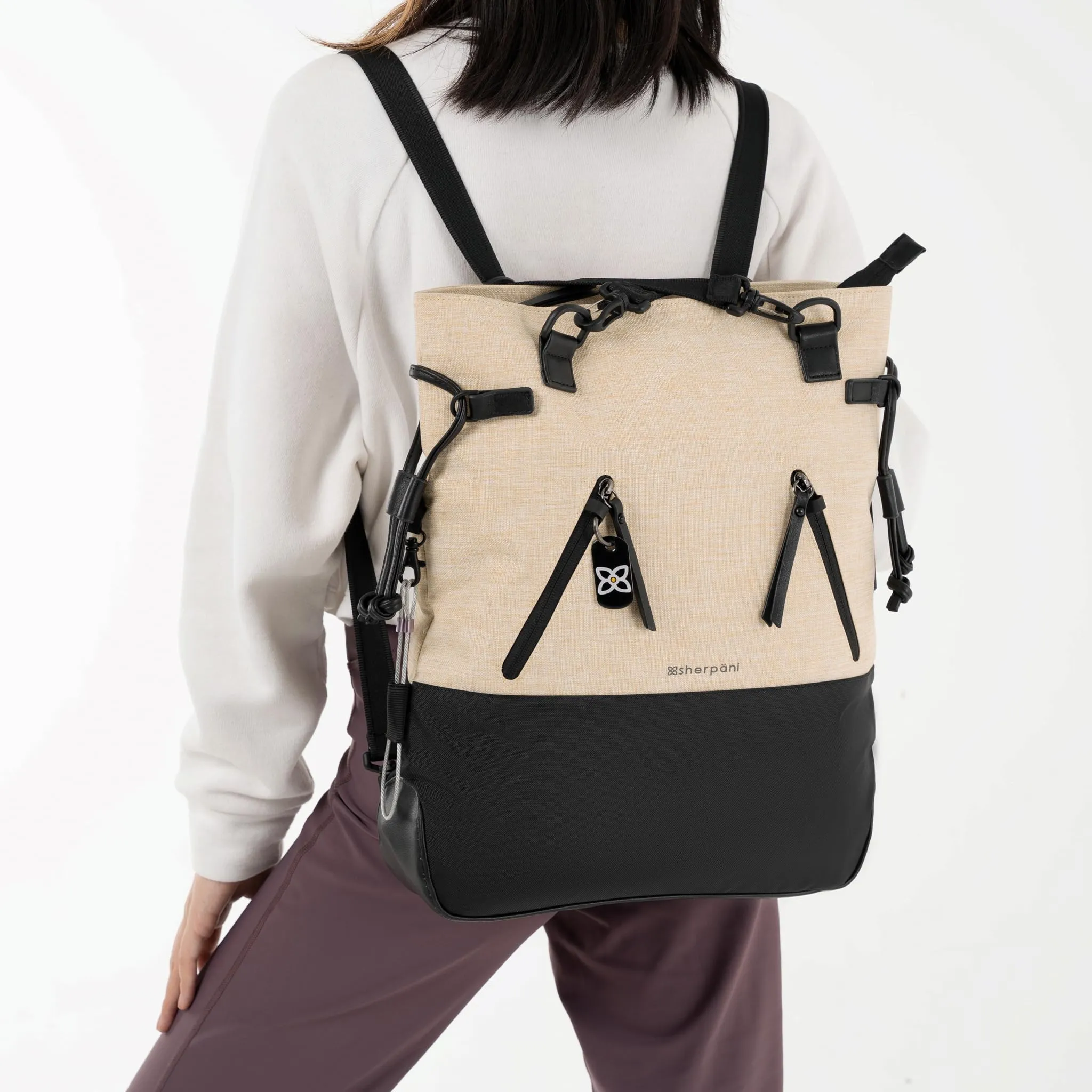 Sac à dos convertible anti-vol Sherpani Tempest, adapté aux ordinateurs portables de 15 pouces (sans housse) Bags Sherpani