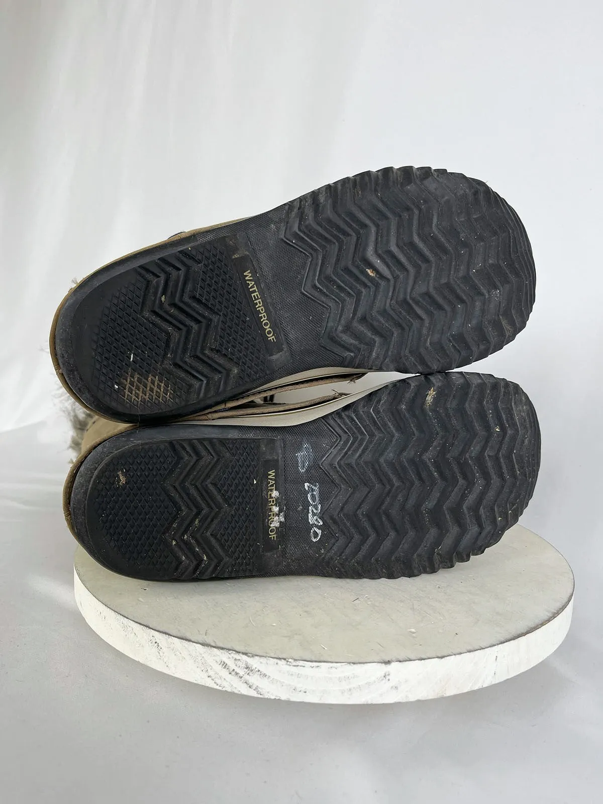 Bottes d'hiver Sorel Taille 10.5/11 (42) Taupe