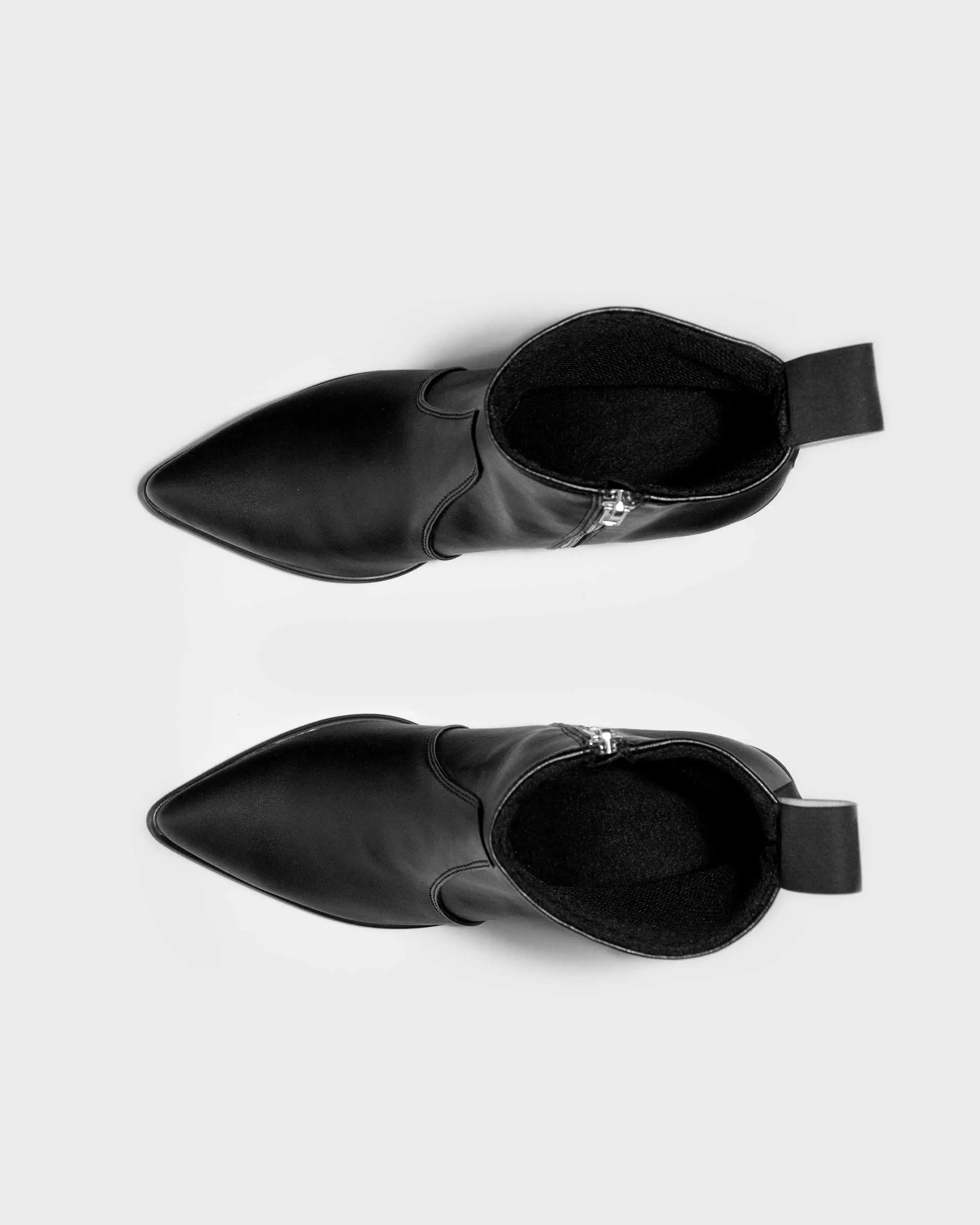 Bottes chelsea vegan en cuir de cactus Desserto® Swan No.1 | Noir