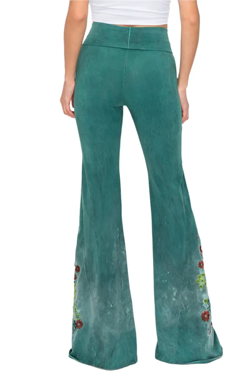 Pantalon de yoga T-Party en tissu lavé à base d'huile avec broderie florale 7207CJ230 Vert chasseur