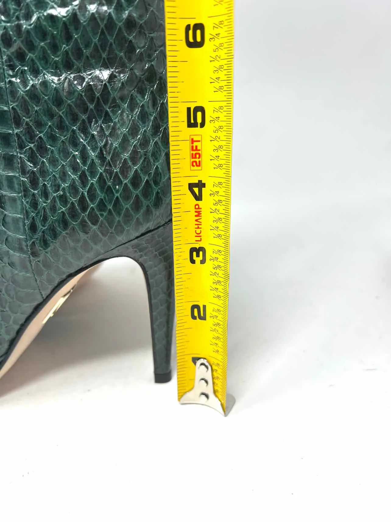 Bottes designer Tamara Mellon taille 6 en cuir serpentin vert/noir avec SAC POUR POUSSIÈRE
