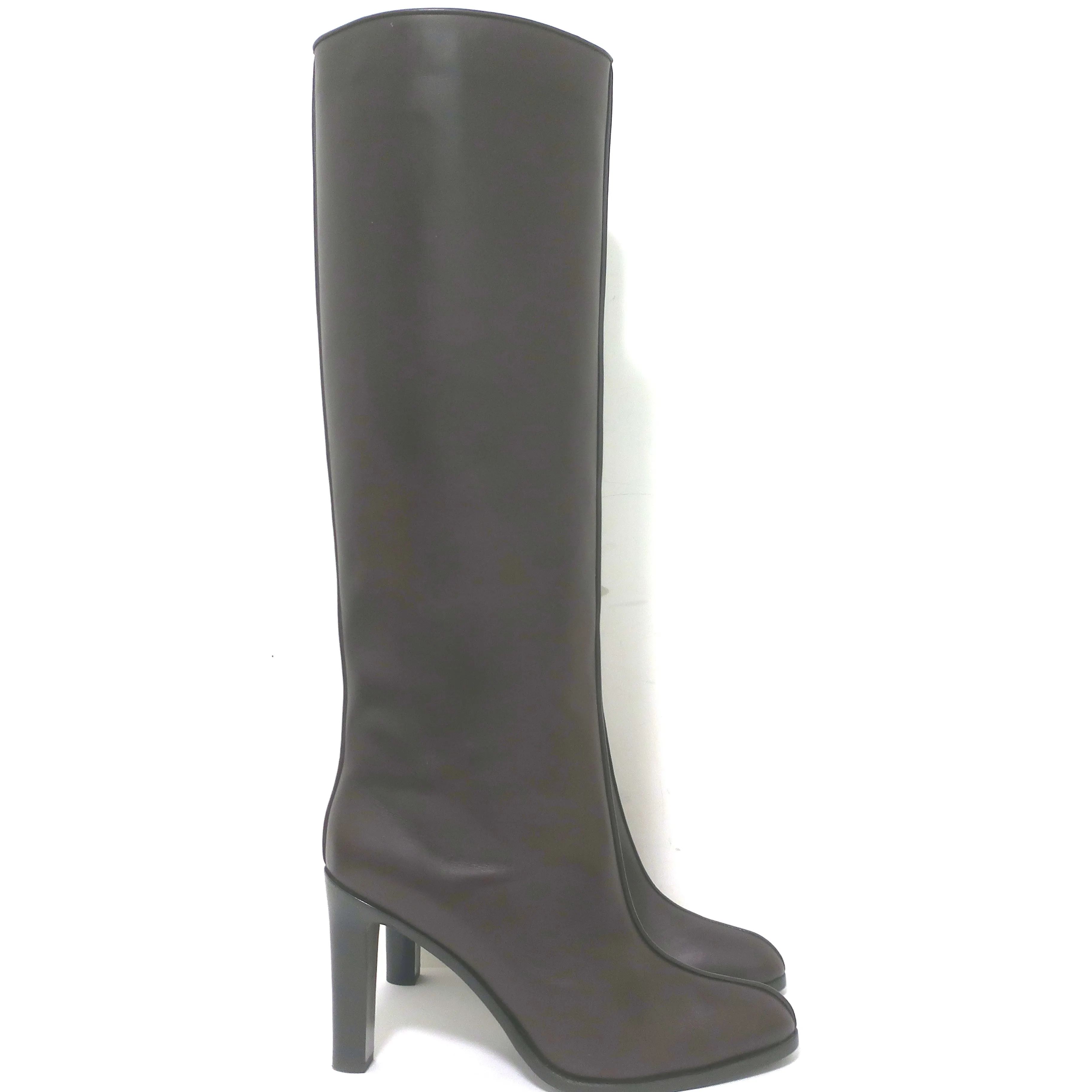 Bottes genou The Row à tige large en cuir marron foncé taille 41 NEUVE