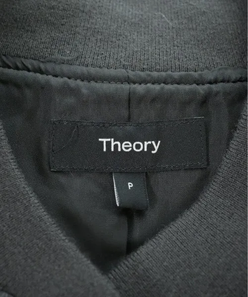 Vestes universitaires Theory