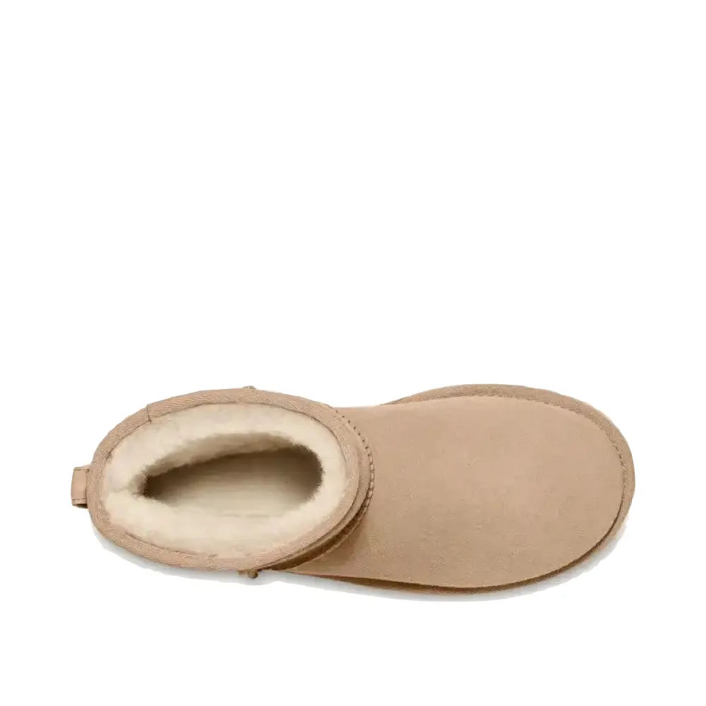 UGG Bottes en peau de mouton Classic Mini II pour femme en couleur sable
